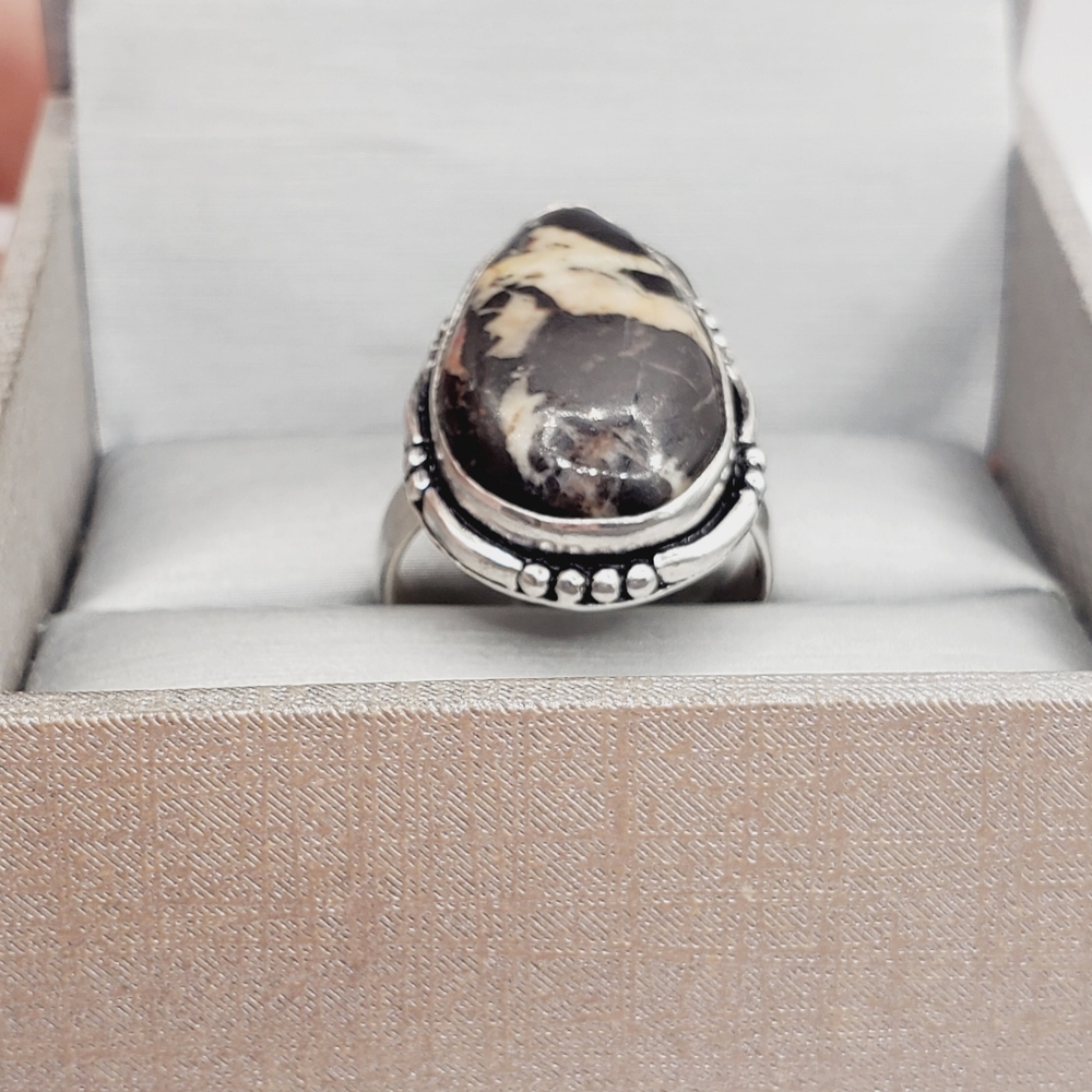Genuine Pear Bezel Set White Buffalo Turquoise 925 Sterling Silver Vintage Ring - Picture 3 of 7